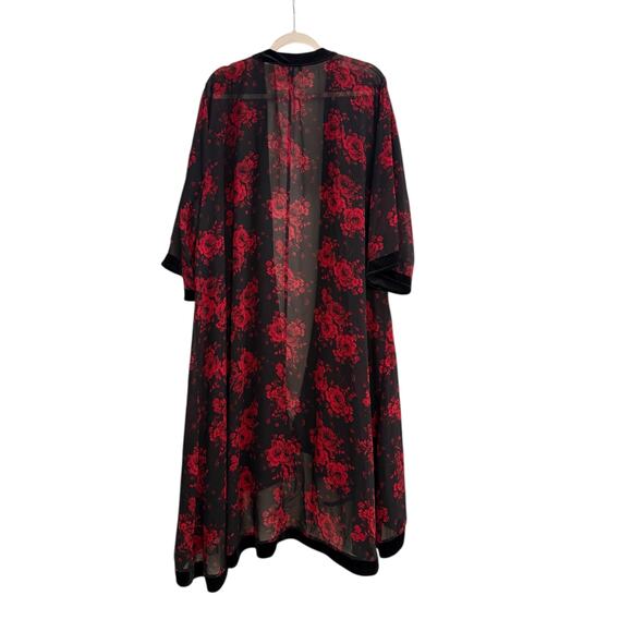 Torrid Black Red Floral Velvet Trim Elegant Romantic Rose Hi-Lo Kimono Plus 2X - Picture 10 of 11